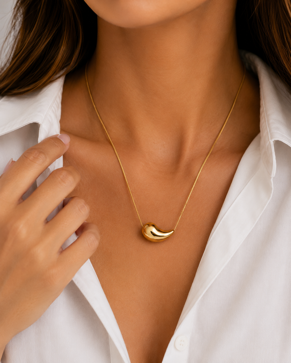The Sienna Teardrop Necklace