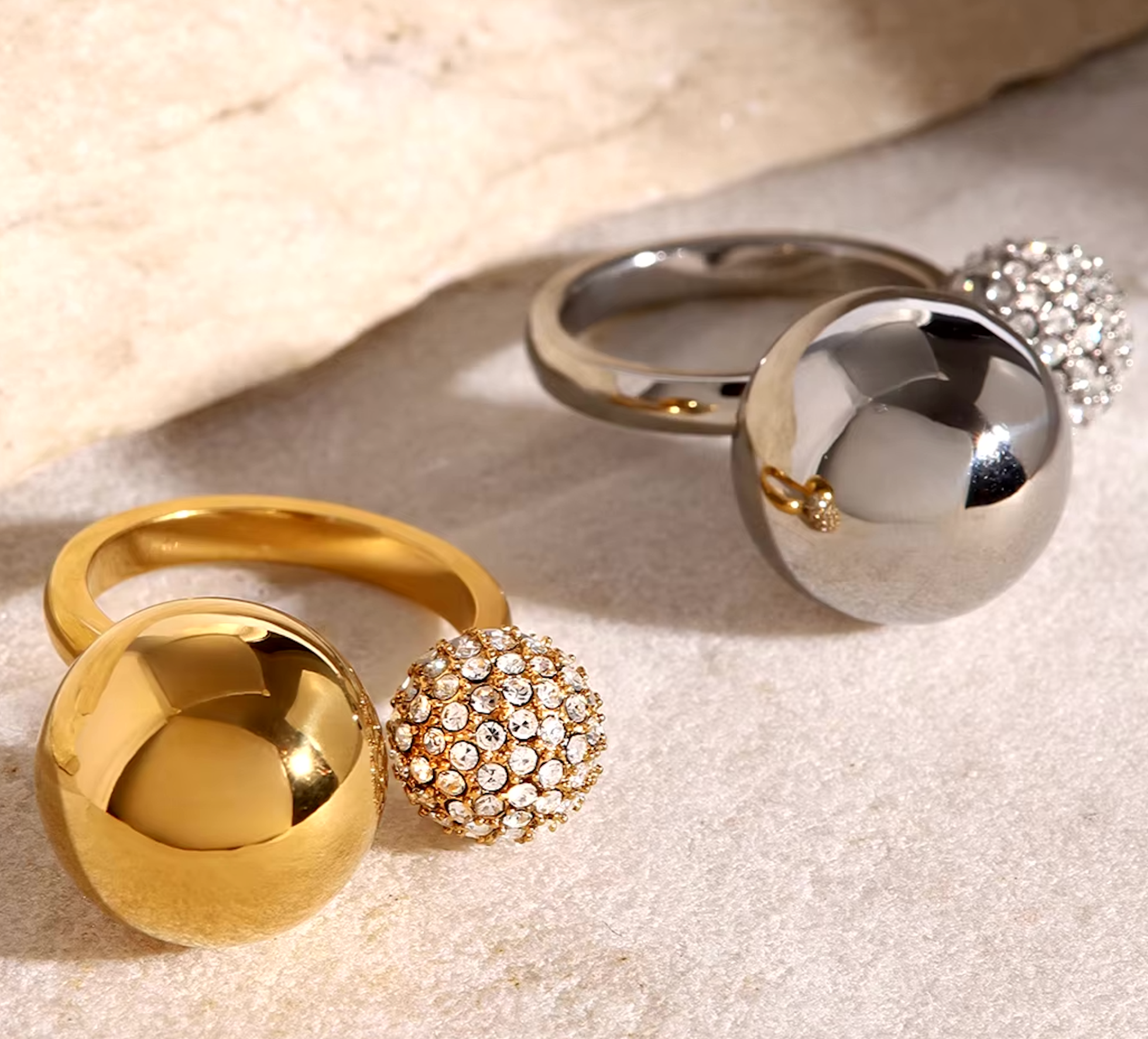 Open Sphere Asymmetric Double Ball Ring Open Sphere Asymmetric Double Ball Ring