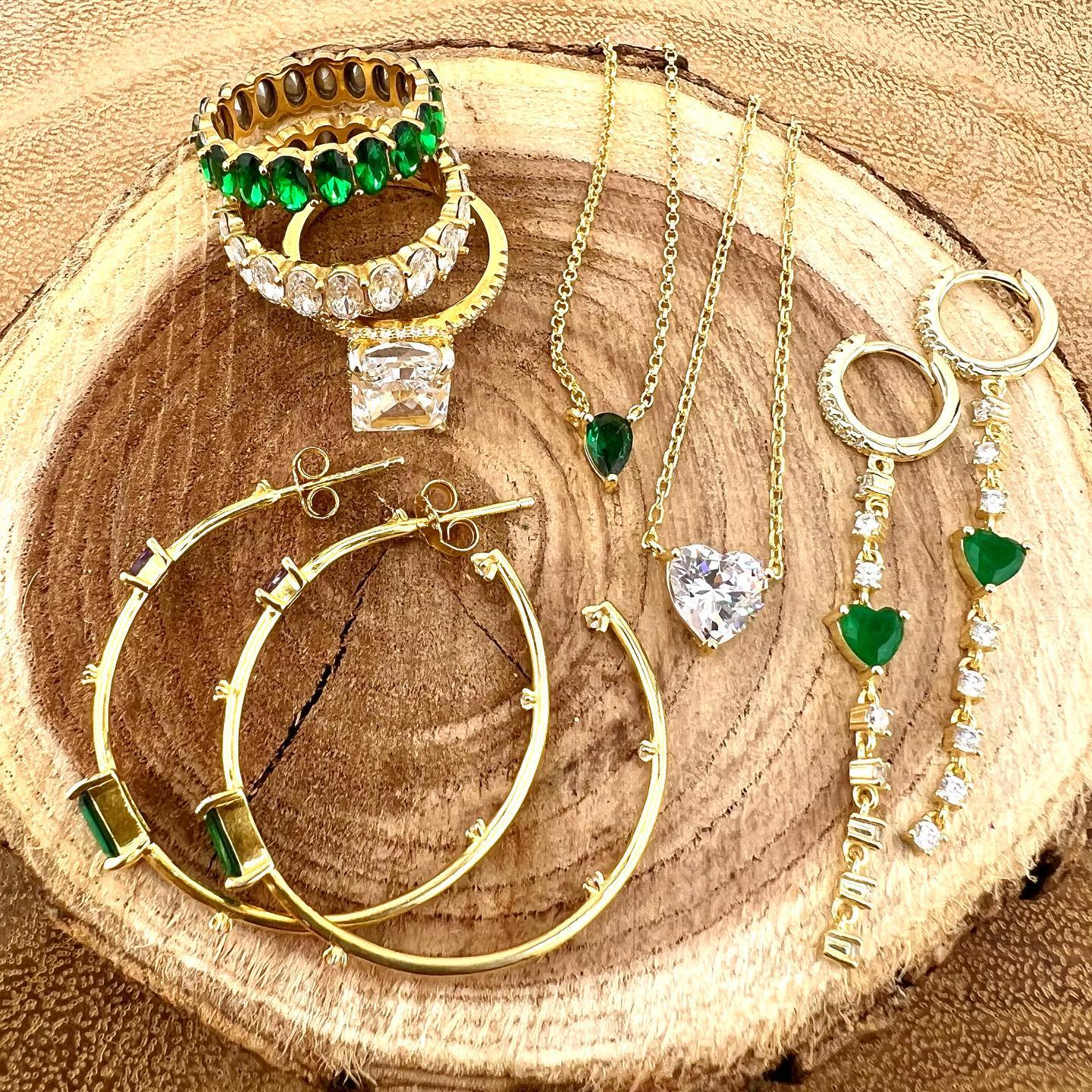 Need Help Choosing the Right Jewelry to Gift?