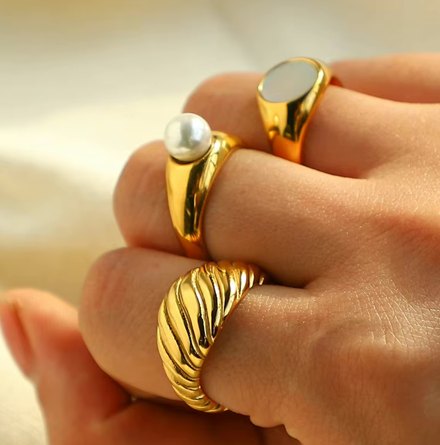 Croissant Twisted Dome Ring